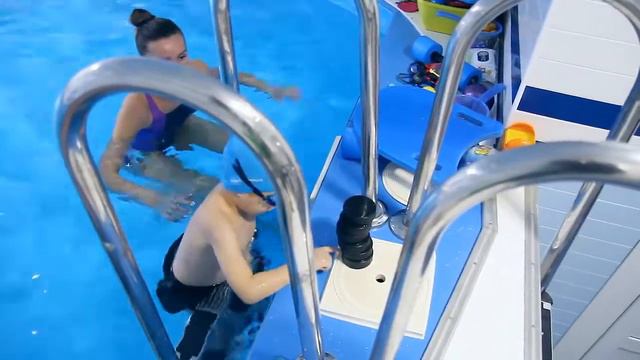 Детский бассейн "Биннори" смотреть онлайн