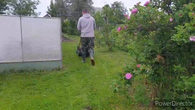 Обзор самоходной бензиновой газонокосилки Stiga Combi 48 S B смотреть онлайн