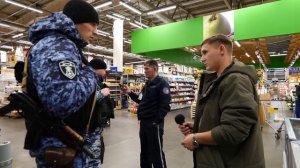 ХОТЯТ ПОВЕСИТЬ СТАТЬЮ / РАЗБОРКИ В ЛЕНТЕ С ОХРАНОЙ И РОСГВАРДИЕЙ / ПРОНИК В СЛУЖЕБНОЕ ПОМЕЩЕНИЕ