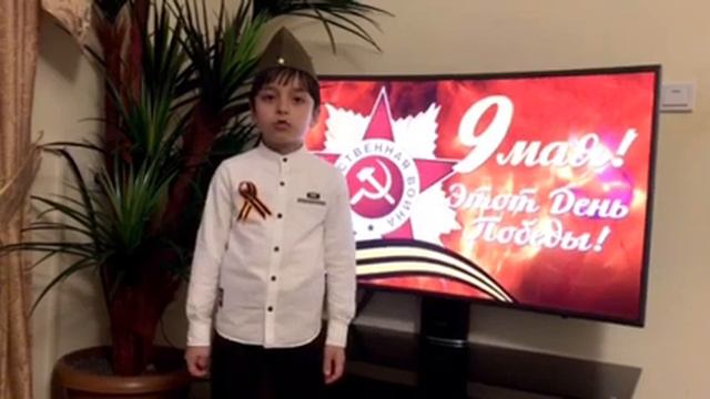 «Дедушкин портрет», Виктор Туров. Читает Тигран Мкртчян смотреть онлайн