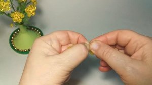 Бисероплетение. Мастер класс.   Цветы из бисера. ЛЮТИК полевой. Пошаговый МК.