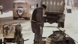 СТРАННИК, КОТОРЫЙ ПРОШЕЛ НА КОЛЕНЯХ ПО РОССИИ 400 КИЛОМЕТРОВ