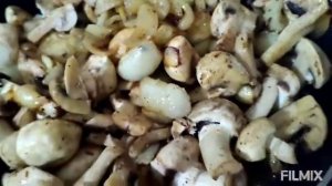 кролик с шампиньонами , коньком и сметаной в казане, супер рецепт , вы такое не ели