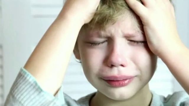 Взрослые обиженки. избиение детей, незаконно смотреть онлайн