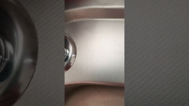 Как убрать налёт от воды уксусом на нержавеющей мойке смотреть онлайн