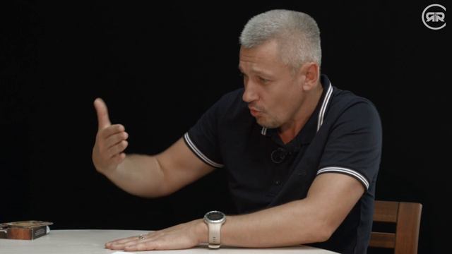 На что смотреть в другом человеке? | Любовь и молодость с Сергеем Филиновым | Cтудия РХР смотреть онлайн