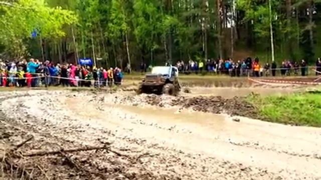 Гонки 4х4 по грязи бездорожью на джипах,внедорожниках оффроад 2015 полноприводные машины Offroad