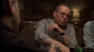 Клан Сопрано/ Сильвио проигрывает в  покер