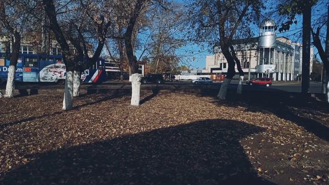Этот Осенний день октября. Мой город Павлодар. Autumn day of October #2022 🇰🇿🍂🍁🍂🍁🍂🍁📷🎥 Краски осени. смотреть онлайн
