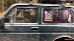 На Нивах Не объезжая грязь, едем по всем лужам. Offroad niva. Оффроуд покатушки