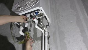 Подключаю воду к газовому котлу!