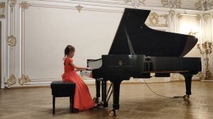 Ольга Севастьянова, 7 лет (фортепиано). Д. Чимароза "Соната соль мажор".