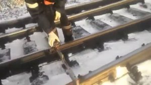 30 Промер ширины колеи на стрелочном переводе