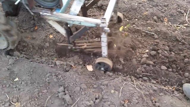 ?Самодельная картофелекопалка без грохота.?