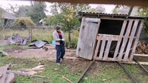 Убираем лишнее или как передвинуть сарай вдвоем.