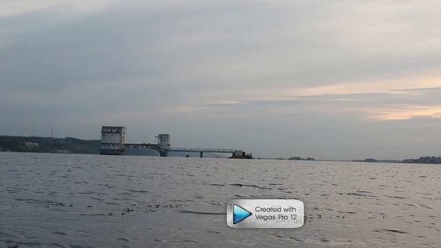 На байдарке до водозабора смотреть онлайн