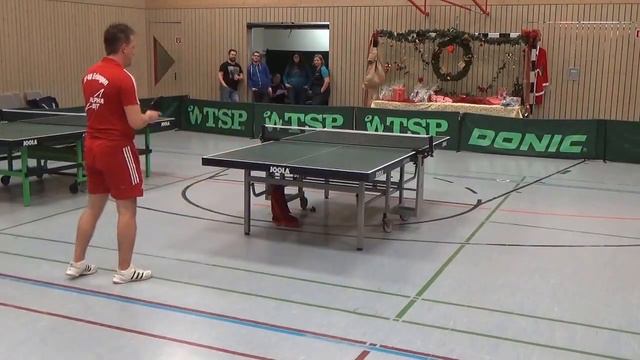 Finale A Baumgaertel Sparta Nuernberg vs Karsten Reiss TV 48 Erlangen Tischtennis Wilhelmsdorf A Kl