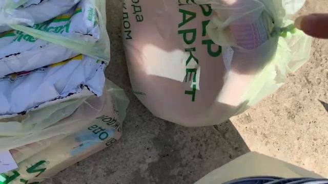 Не рассчитывала на такое количество цветов, пришлось заказывать землю и ведра кашпо. смотреть онлайн