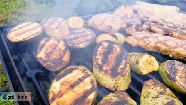 Овощи гриль / мясо на мангале / купаты на гриле #мангал #шашлык #купаты #овощигриль