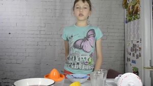 Как сделать фруктовый лед из клубники. Сделает даже ребенок