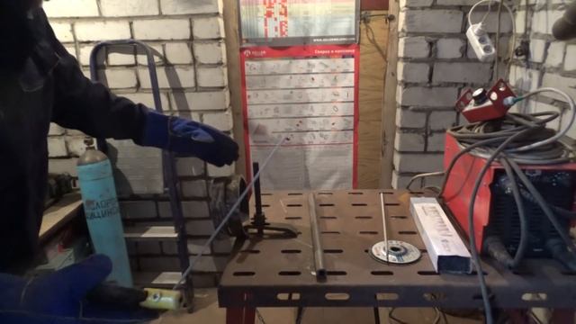 Как варить чтобы не дрожали руки и электрод