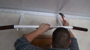 Установка турника настенного