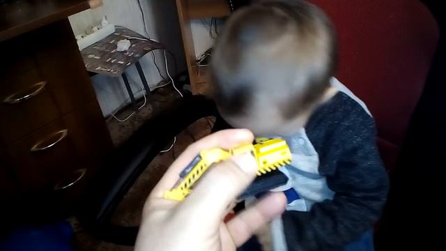 Сюрприз. Технопарк. Строительная техника смотреть онлайн