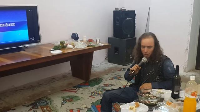 На дне рождении хохла смотреть онлайн