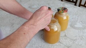 Как выглядит настоящий мёд.