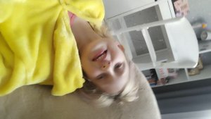 🍼 подгузника не было видно но он вонючий ха-ха-ха