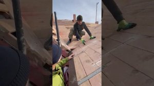 Изучаем настенные желоба, на практике.