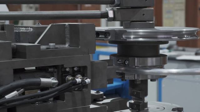 Трубогиб STARK CNC 76 S3. ЧПУ удивляет! смотреть онлайн