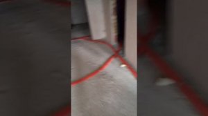 Укладка сшитого полиэтилена в стяжку под отопление.