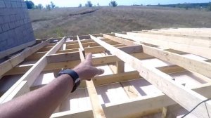 Монтаж прогонов и стропил \ Утепляем потолок 200 мм \ Обрешетник для кровли \ Часть 5 (август 2022)