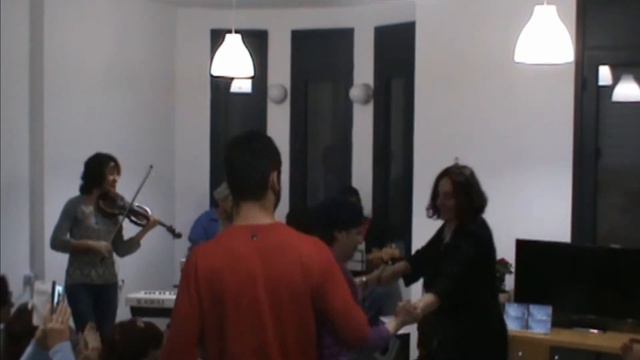 Keren Aliza Project. Hasidic dance