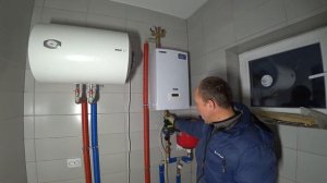 Установка Электра котла, циркуляционного насоса, расширительного бака, группы безопасности..