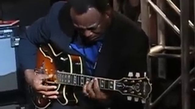 George Benson solo live at Ibanez booth, NAMM 06 смотреть онлайн