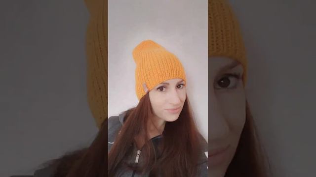 ШАПКА-ЛОПАТКА. ВЯЖЕМ МОДНУЮ ШАПКУ СПИЦАМИ смотреть онлайн