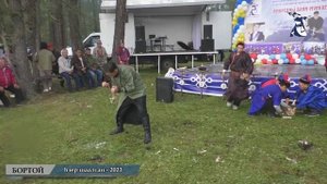 Республиканский турнир по разбиванию хребтовой кости памяти Амарсана Баян-Мункоевича Бадмаева