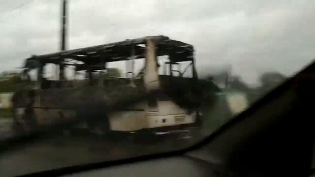 Cгорел автобус в Кирове mp4 смотреть онлайн
