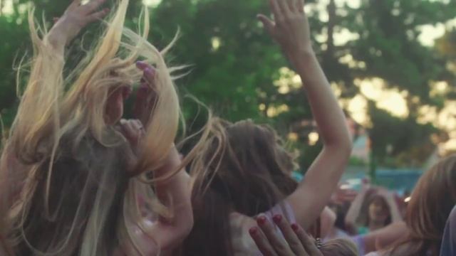 Фестиваль красок Холи в Куйбышеве (official video) смотреть онлайн