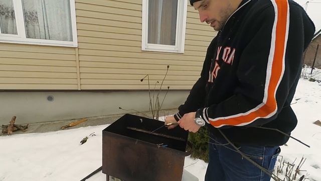 Зимний спиннинг 2023. Рыбалка на окуня. Копчение целой курицы. Вкуснятина!!! смотреть онлайн