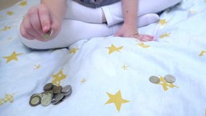 ЛЕРА ПОСТАРЕЛА! Она не хотела быть маленькой и стала бабушкой!