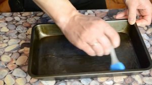 Рыба (карп) в духовке. Запеченная рыба (карп) в сметане. Как приготовить карпа? ВКУСНО И ПРОСТО.