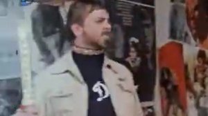 как челобитную царю подаёшь?!