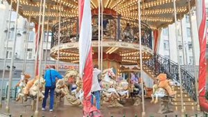 Бесплатная карусель Москва центр