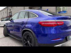 Оклейка кузова автомобиля Mercedes GLE пленкой синего цвета