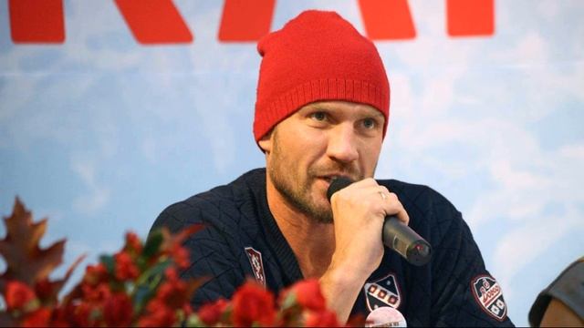 Роман Костомаров в больнице, ему грозит ампутация