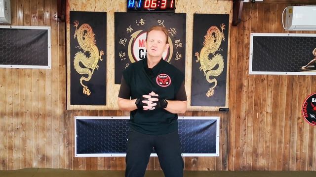 Что делать если драка НЕИЗБЕЖНА | Как вести себя в экстремальной ситуации | MASTER CAMP смотреть онлайн