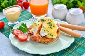 КАК ПРИГОТОВИТЬ ГОЛЛАНДСКИЙ СОУС ДЛЯ ЯЙЦА БЕНЕДИКТ